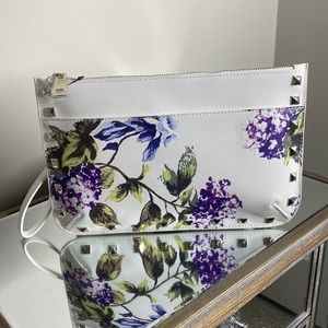 WHBM wristlet